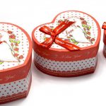 Коробка-сердце своими руками с конфетами из бумаги