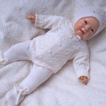 вязаный комбинезон для новорожденных